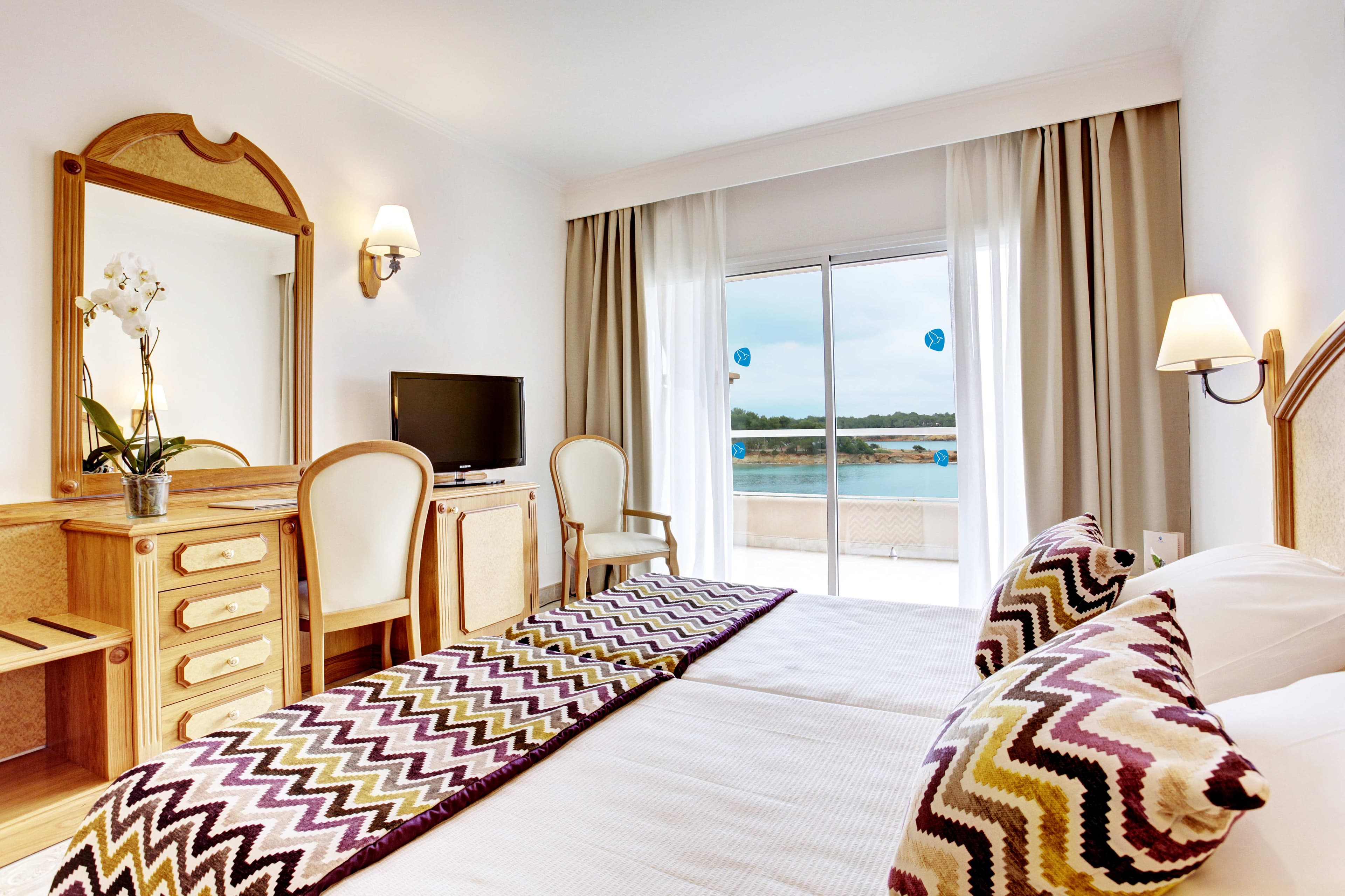 Grupotel Santa Eularia & Spa - Adults only Ansicht 5