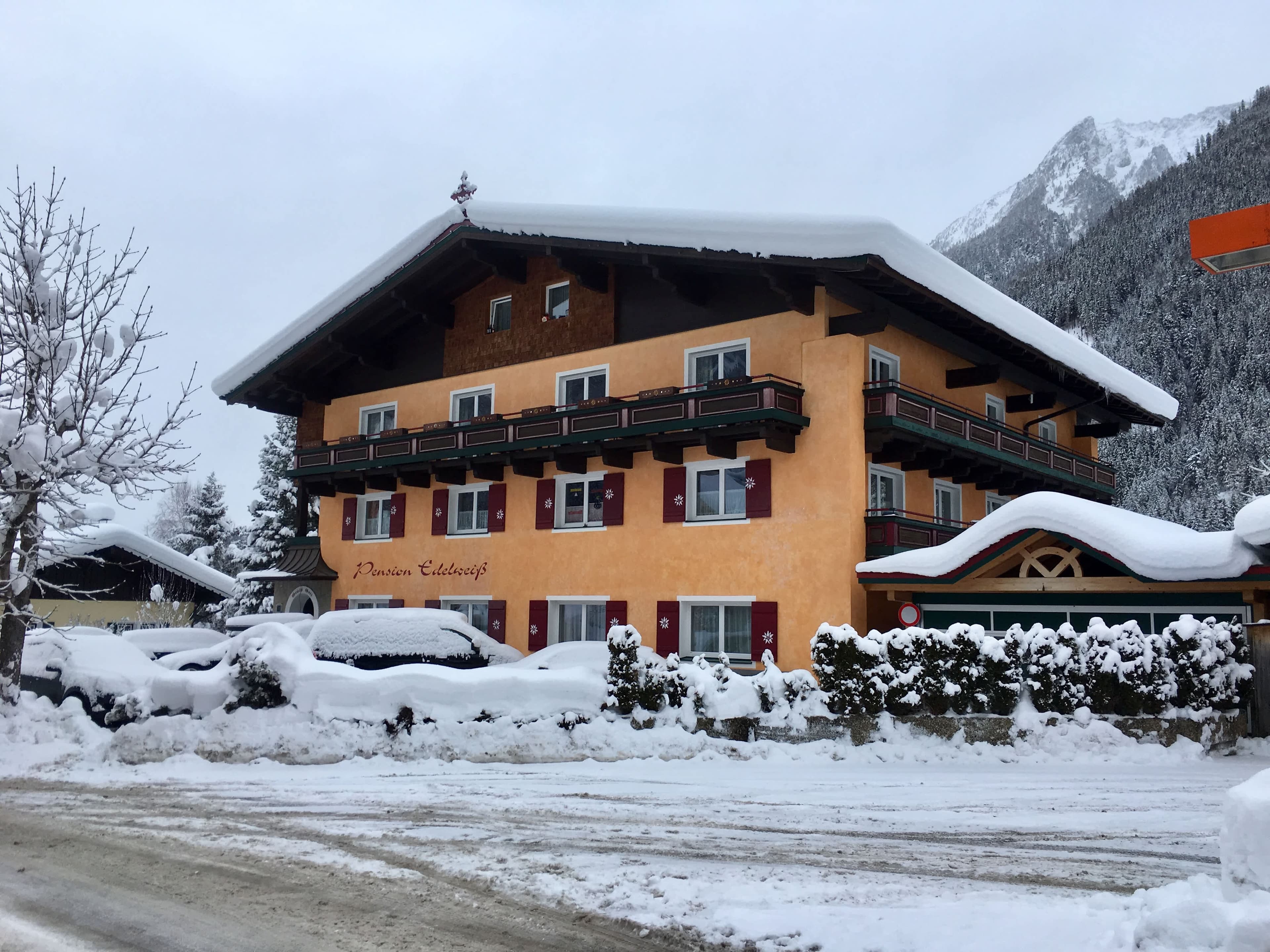Klockerhaus & Gästehaus Edelweiss