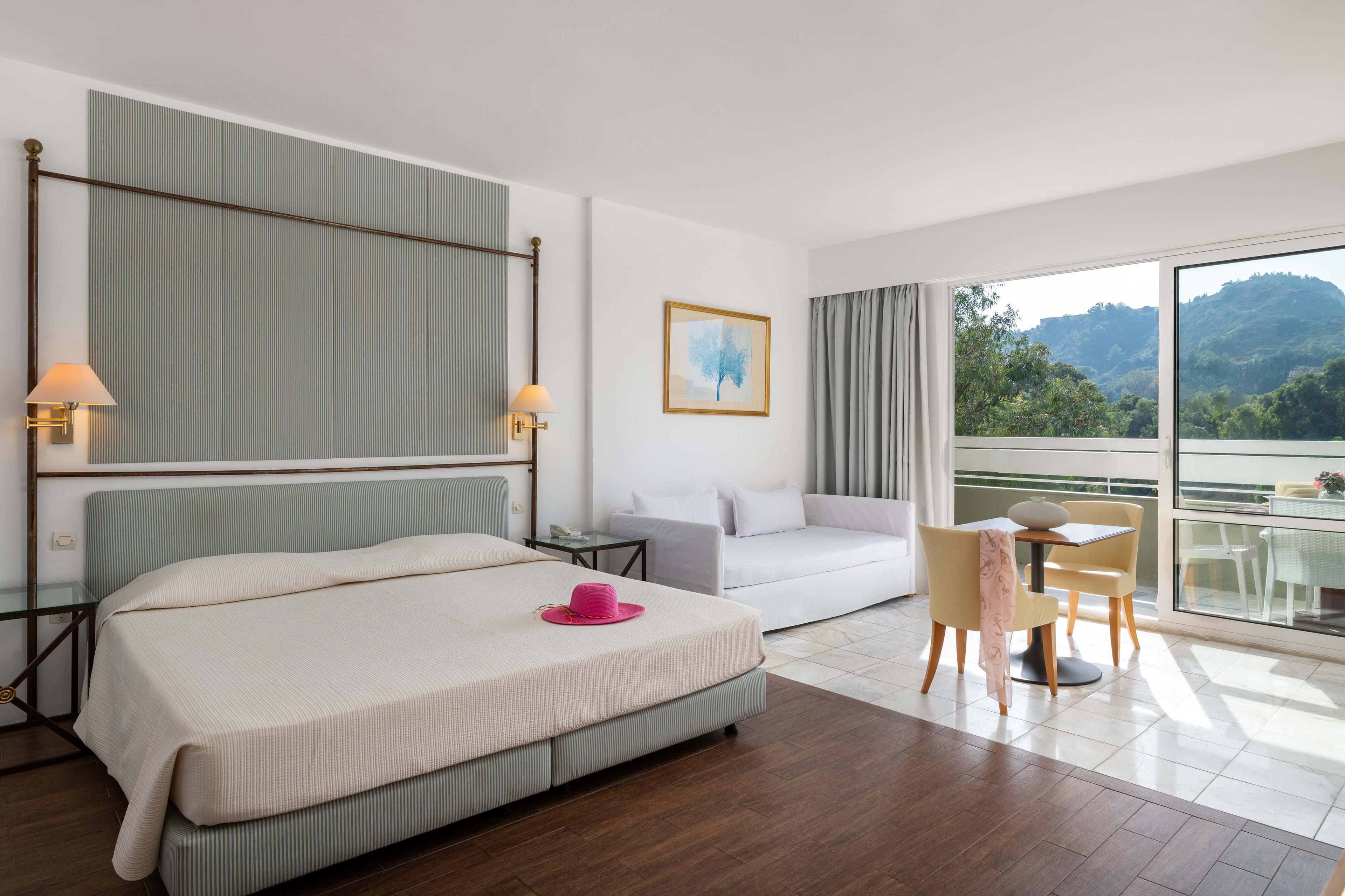 Dionysos Hotel Ansicht 4
