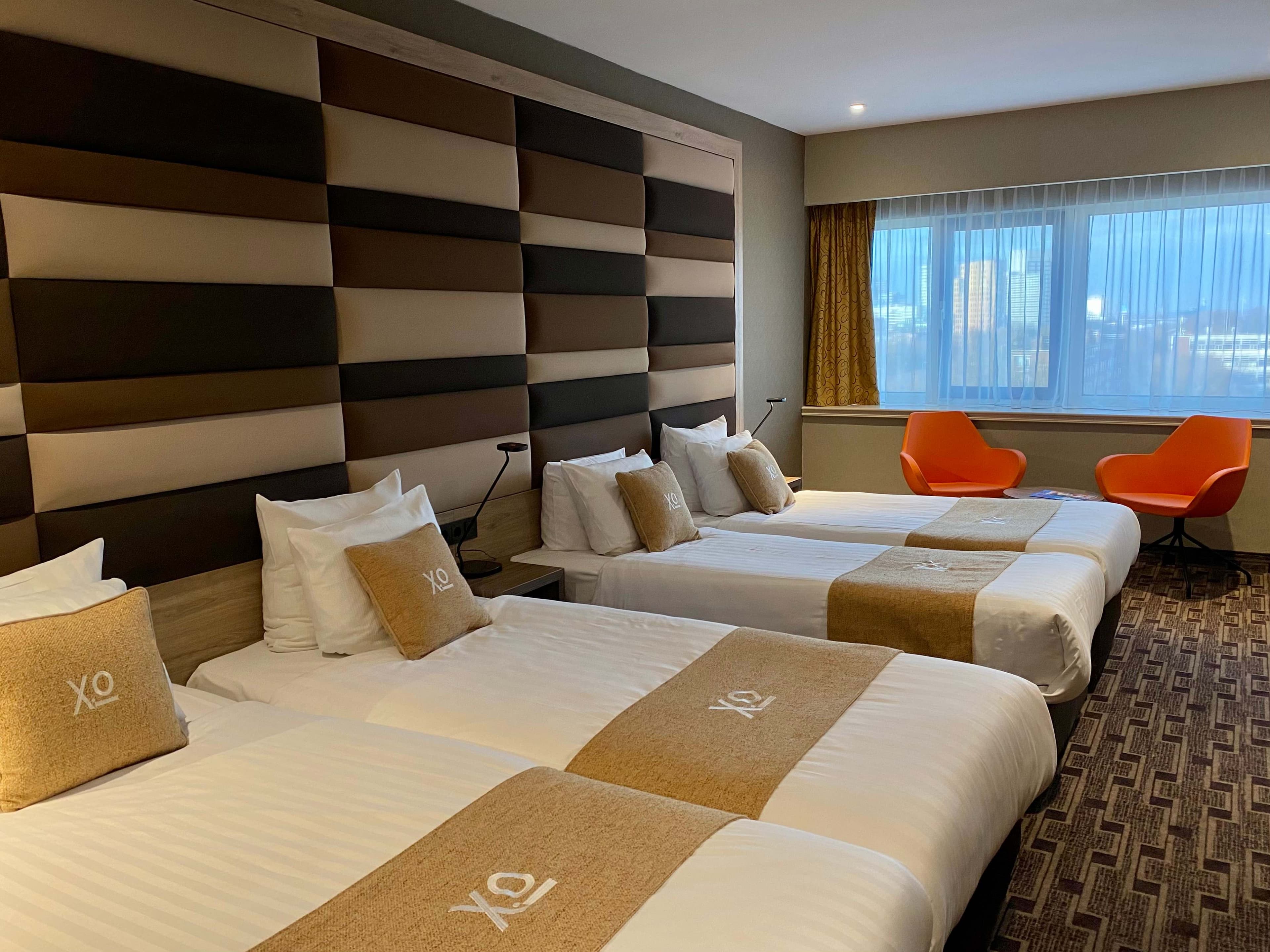 XO Hotels Blue Tower Ansicht 3