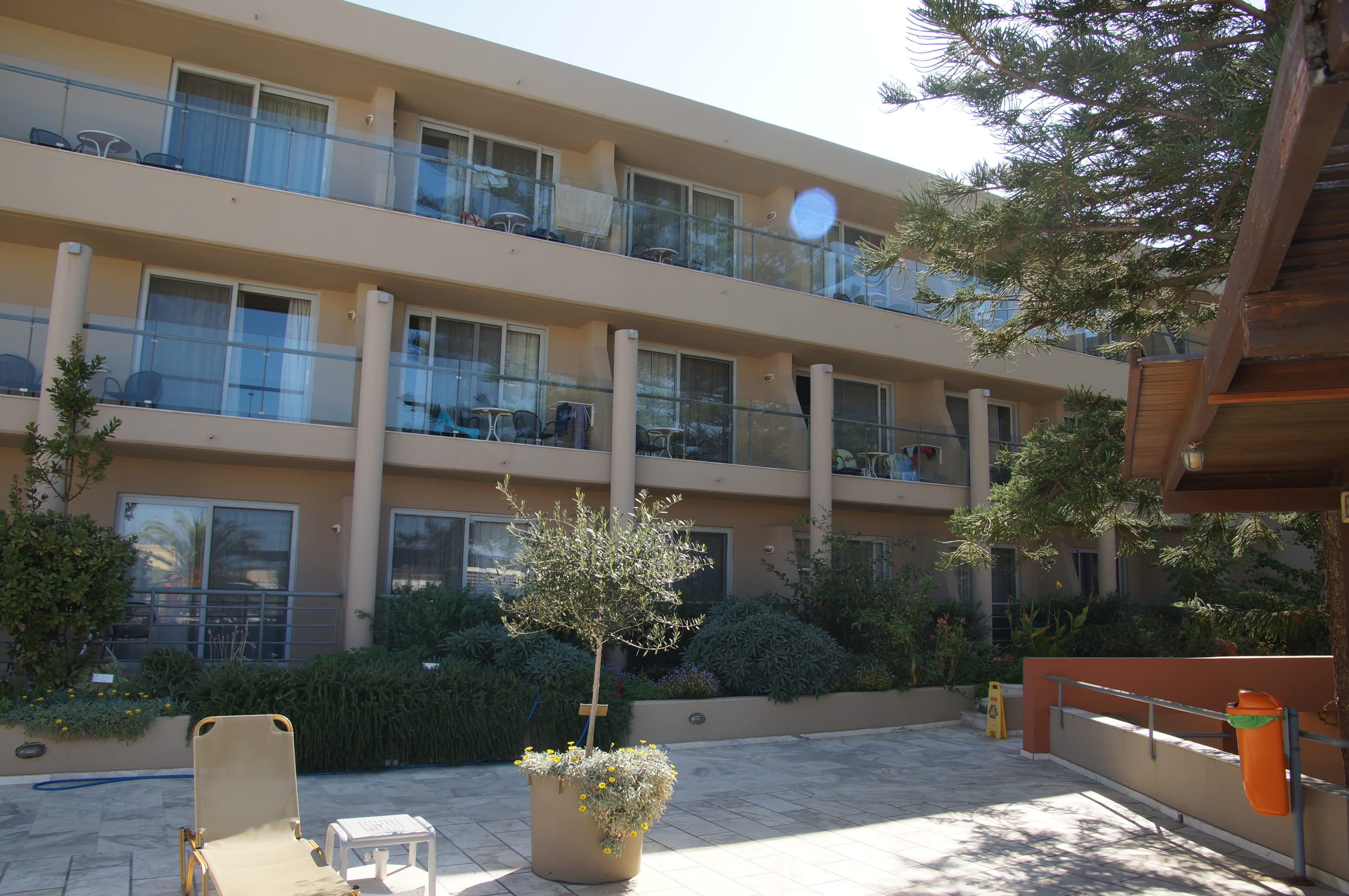 Hotel Minos Ansicht 2