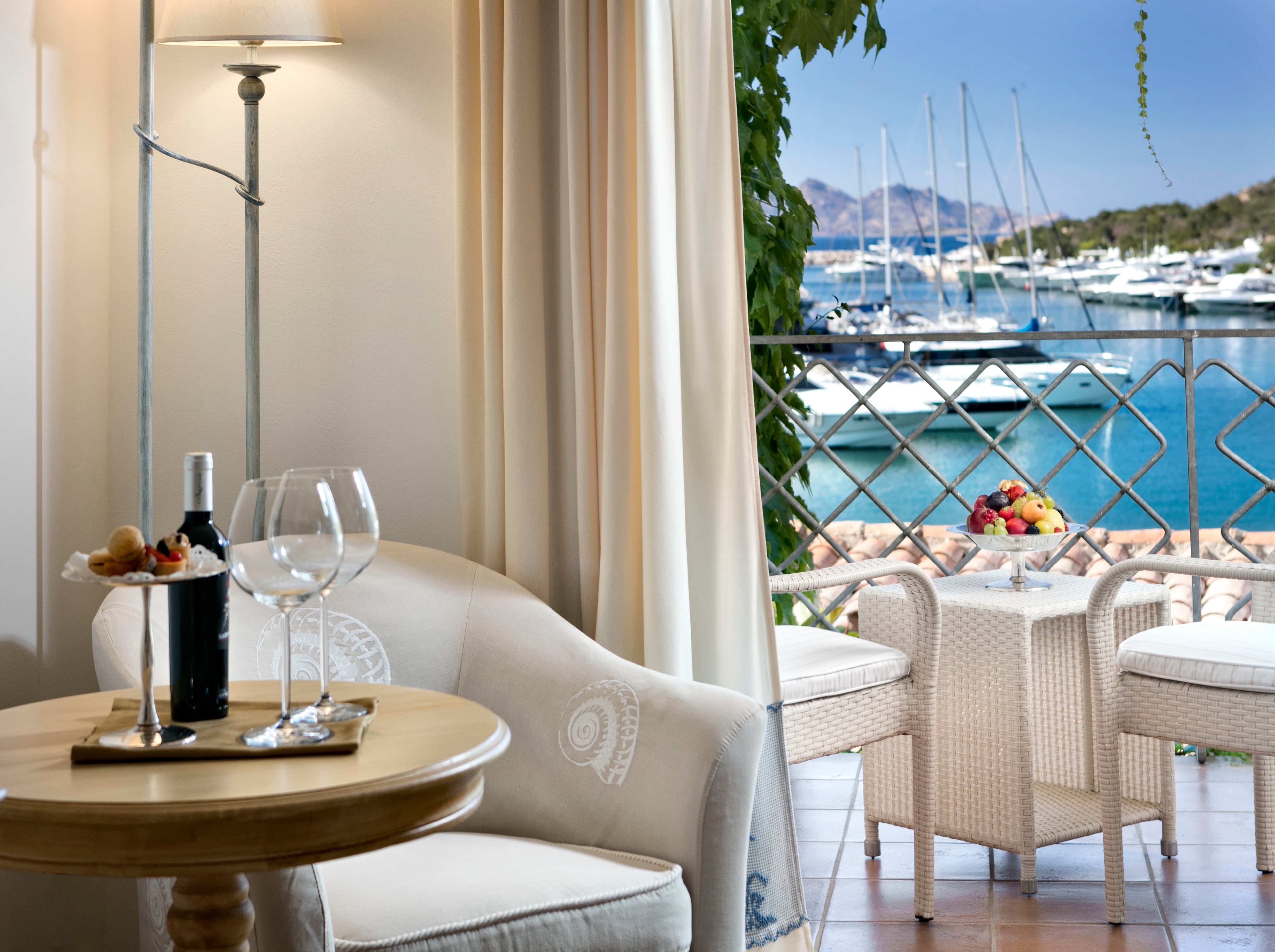 Grand Hotel Poltu Quatu Ansicht 6