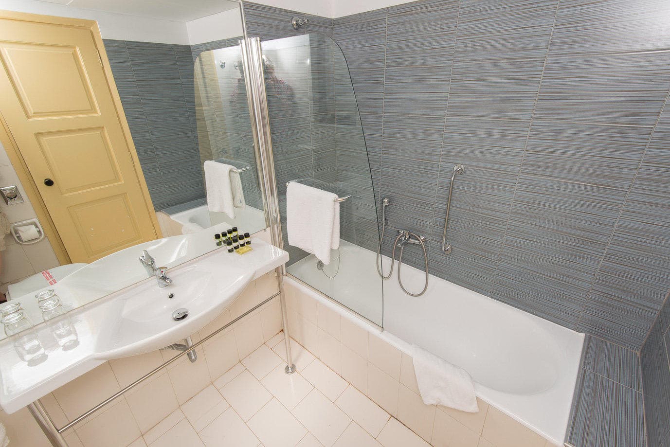 Golden Coast Hotel & Bungalows Ansicht 6