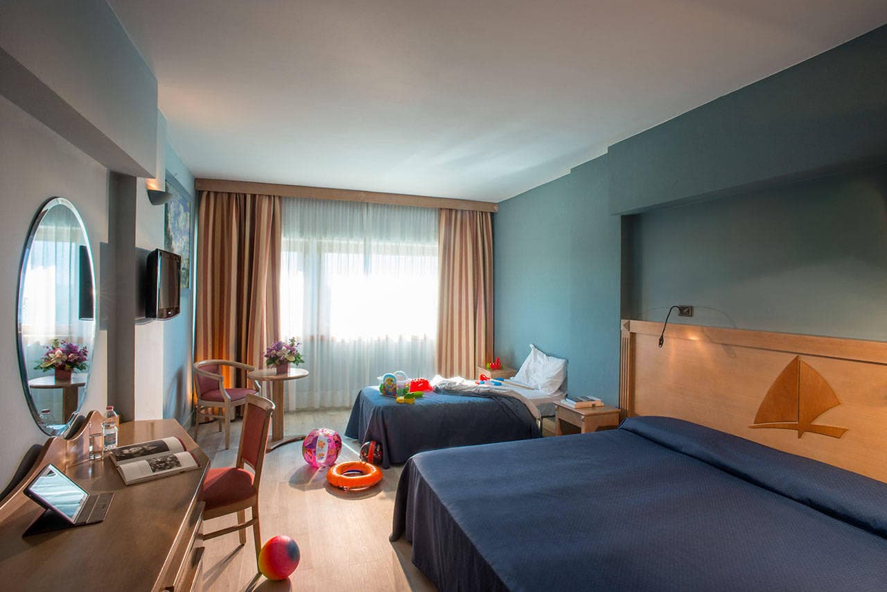 Grand Hotel Continental Ansicht 4