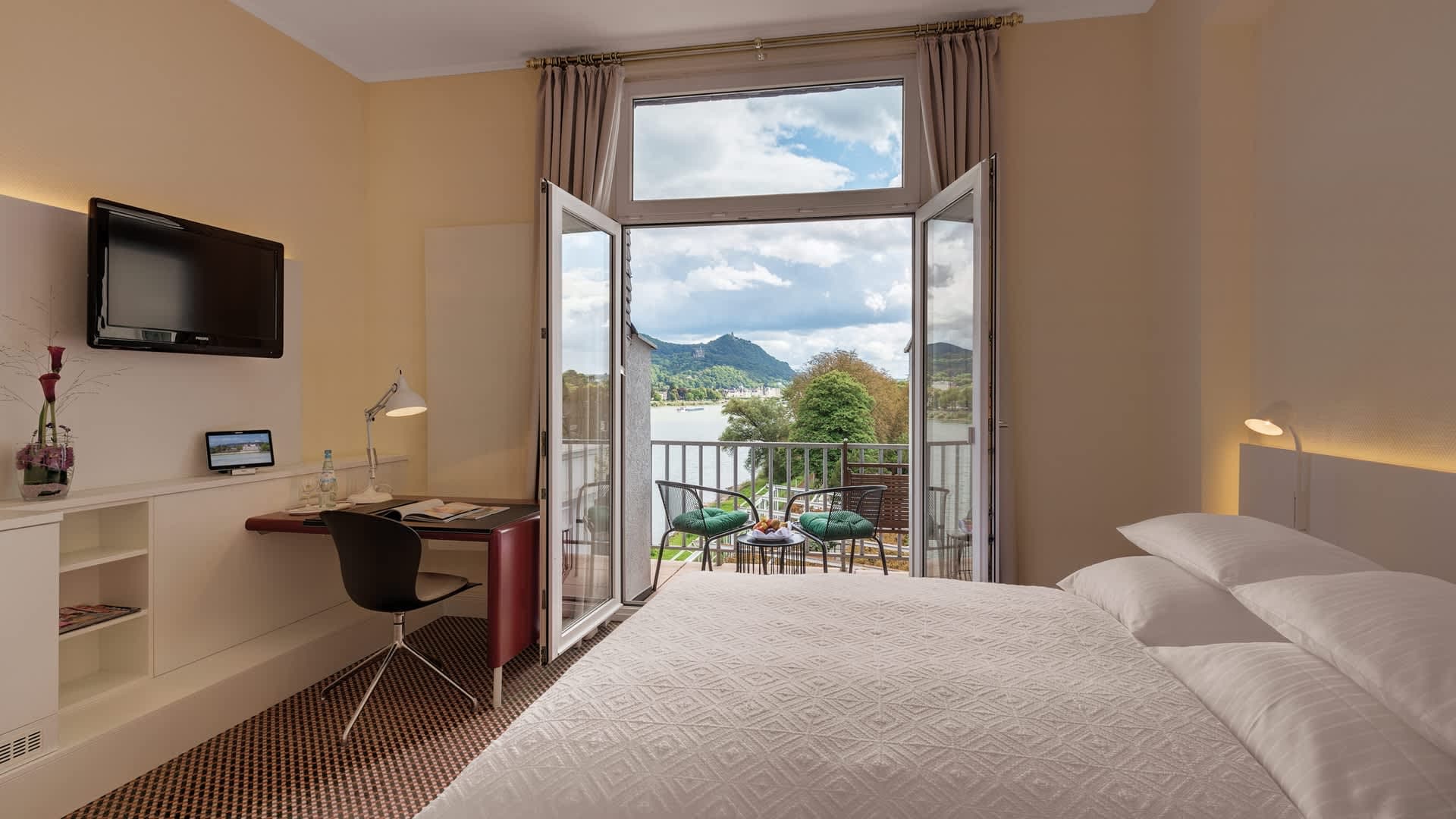 Rheinhotel Dreesen Ansicht 4