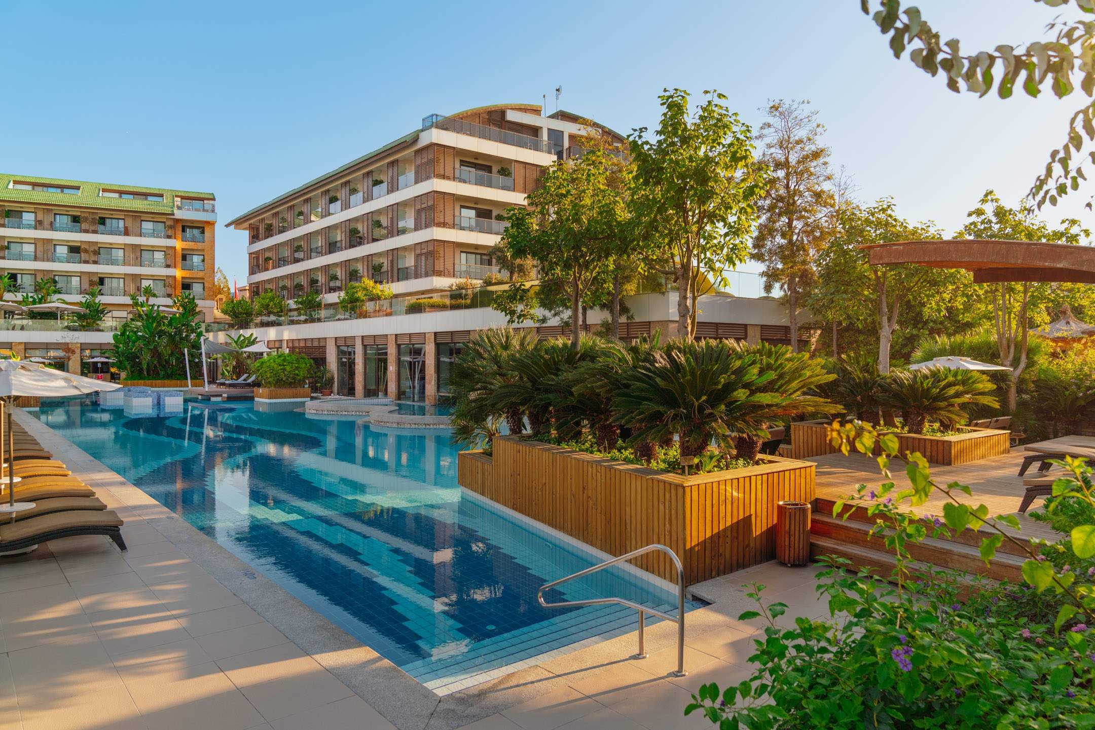 TUI BLUE Side Ansicht 8