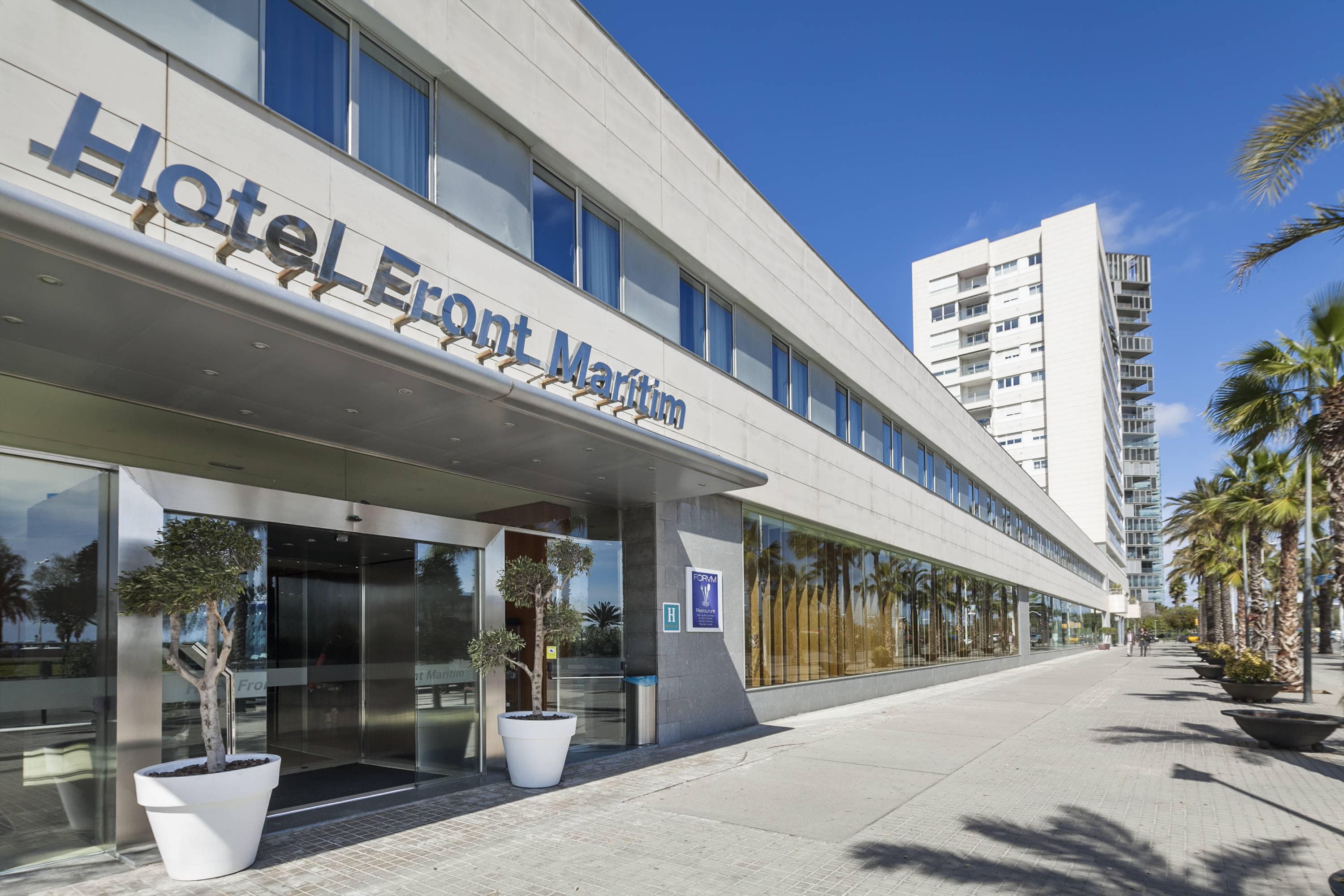 Hotel Front Maritim