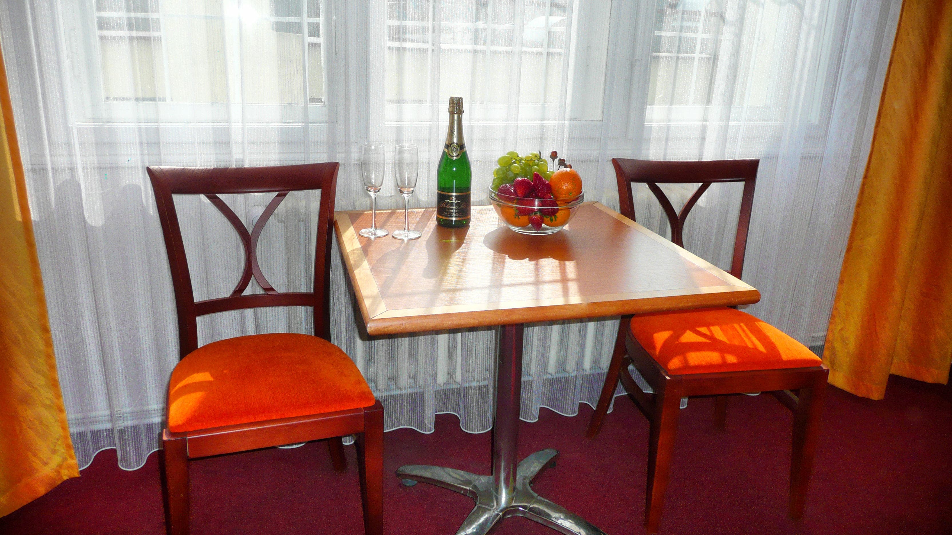 Metropolitan Old Town Hotel Ansicht 2