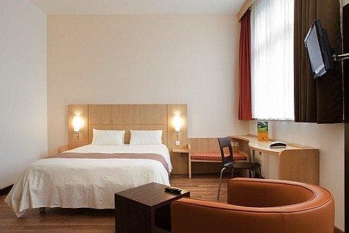 ibis Karlsruhe Hauptbahnhof Ansicht 3