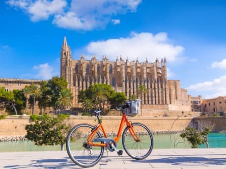 Rundreisen Spanien - Mallorca: Individuelle Rundreise ab/an Palma de Mallorca: Mallorcas Küstenzauber per Rad entdecken