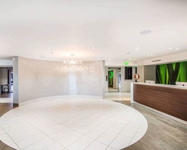 Quality Inn & Suites By The Parks