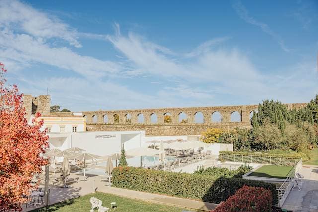 Hotel M'ar De Ar Aqueduto