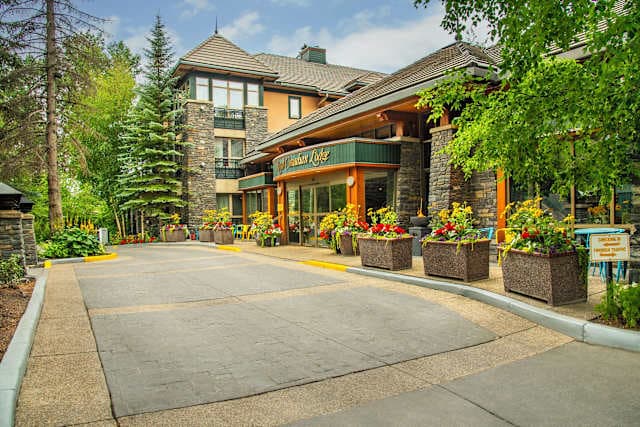 Hotel Delta Banff Royal Canadian Lodge