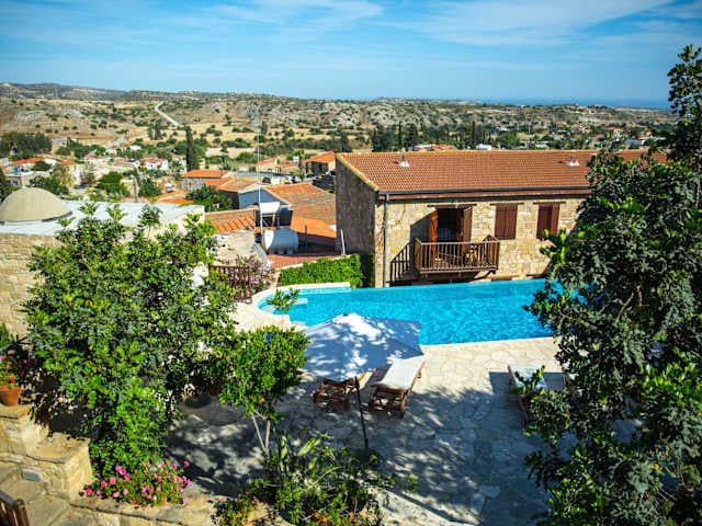 Eveleos Country House