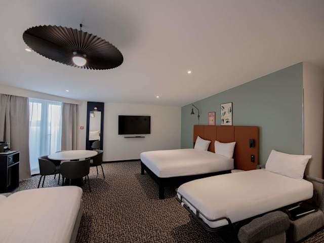 ibis Paris Canal Saint Martin