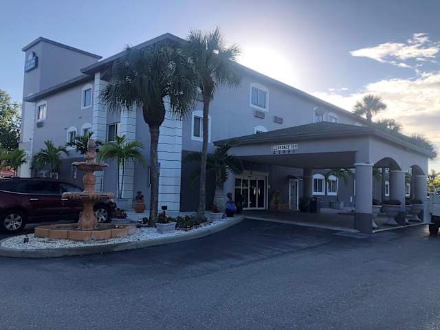 Bonita Springs Hotel & Suites