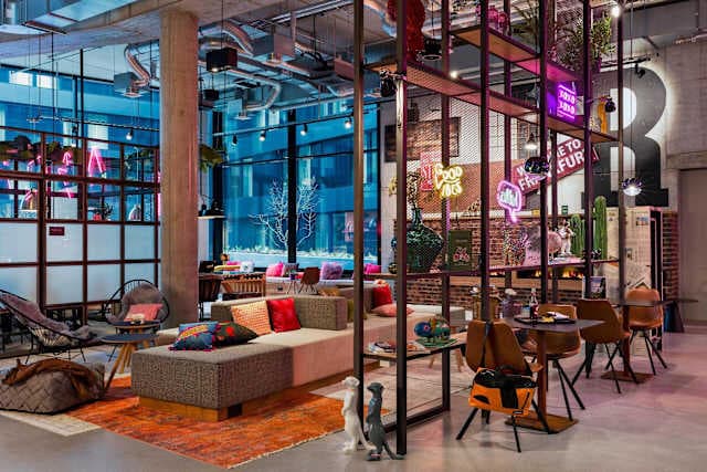 Moxy Frankfurt City Center