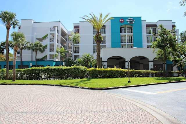 Best Western Deerfield Beach Hotel & Suites