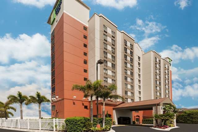 Holiday Inn Express Hotel & Suites Nearest Universal Orlando
