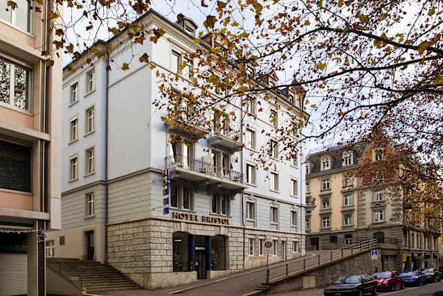 Hotel Bristol