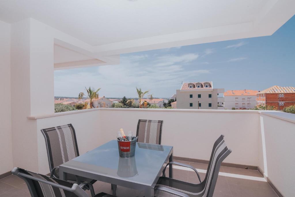 Aldura 4 Apartment in Novalja 4