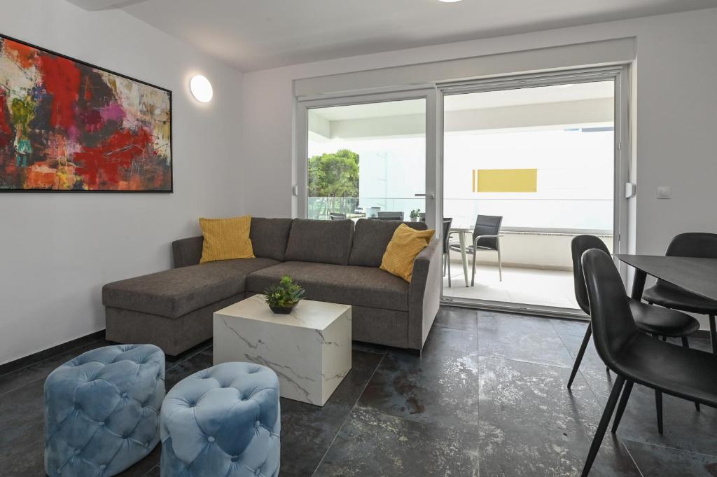 Banta A mit Privaten Pool für 20 Personen 2