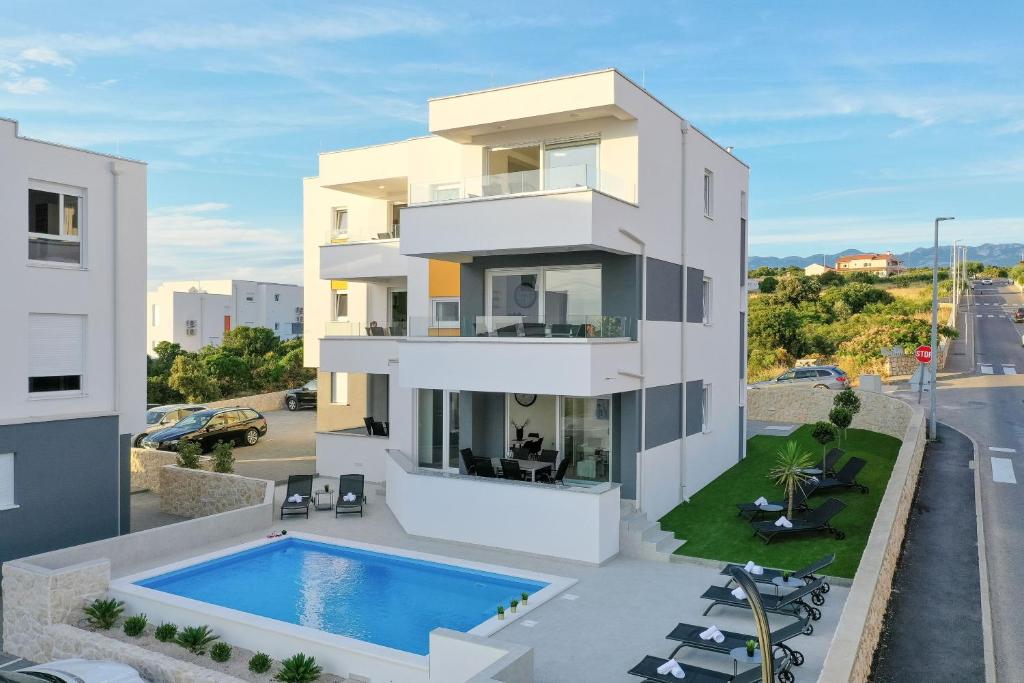 Banta B 6 Apartment in Novalja