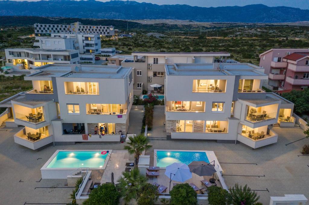 Danivan A 6 Apartment in Novalja