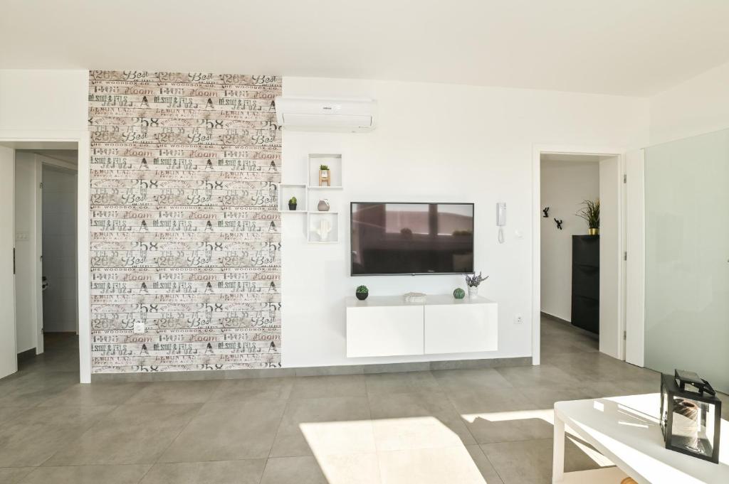 Funtastic C 6 Apartment mit privatem Pool 3