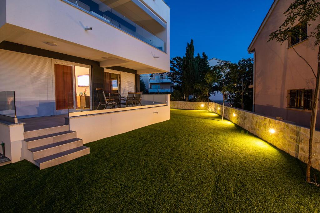 Imperial 6 Apartment in Novalja mit privatem Pool 4