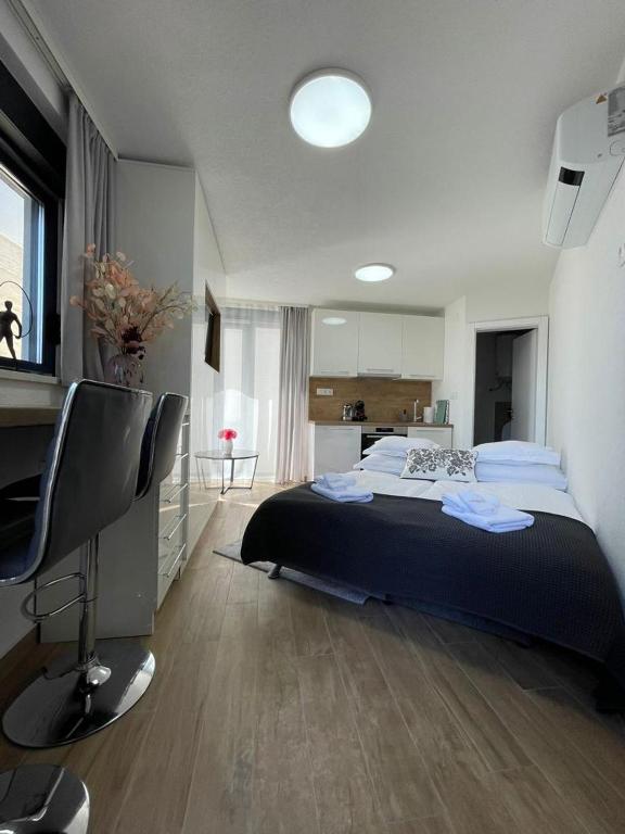 Laverna Studio Apartment in Novalja 4