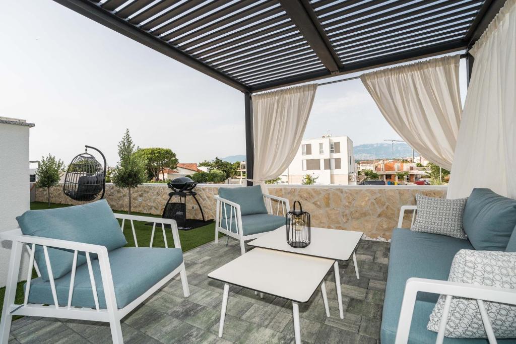 Luxus Apartment Sun mit privatem Pool 4