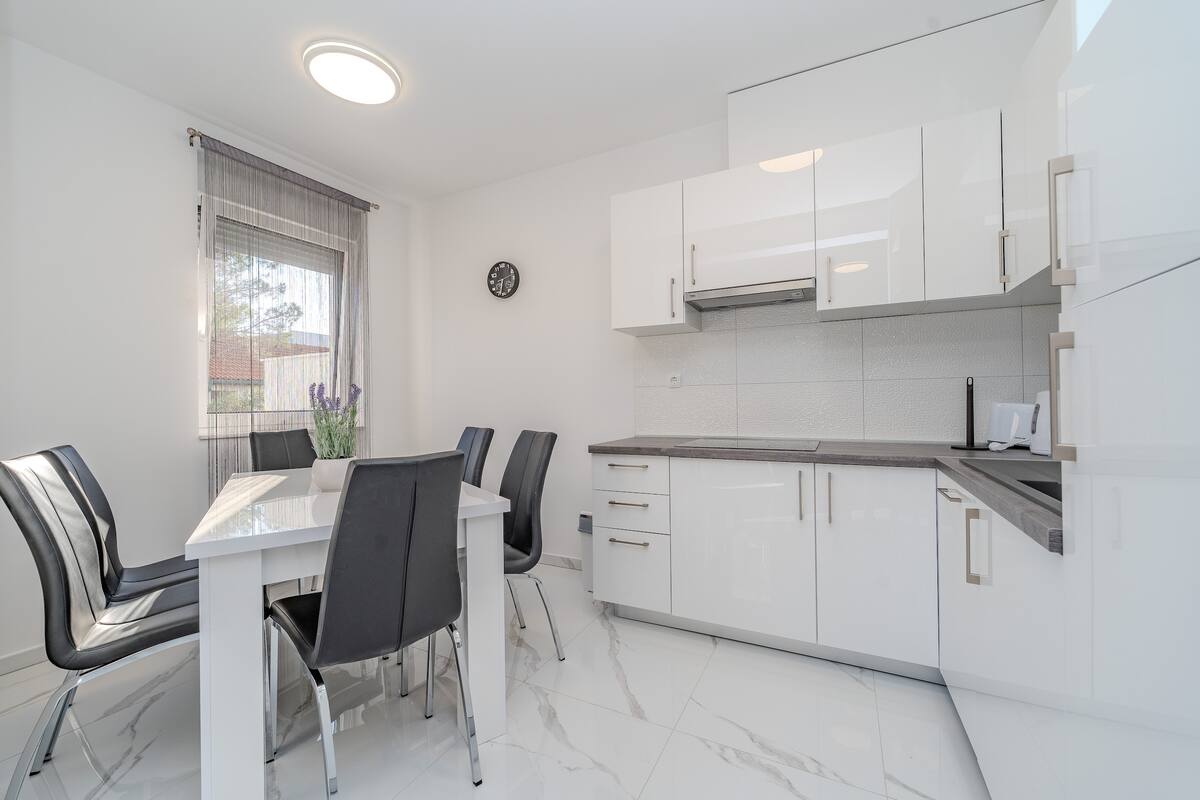 Marimela 6er Apartment 2