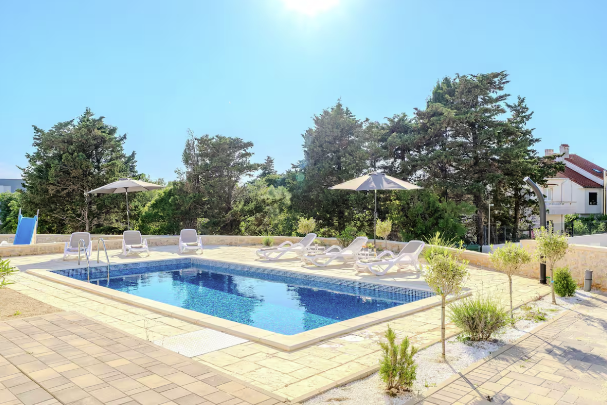 Mirjana Stadt-Apartment 6 in Novalja 3