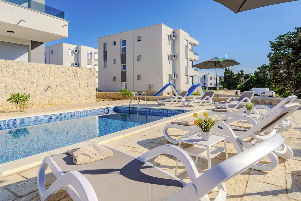 Mirjana Stadt-Apartment 6 in Novalja 3