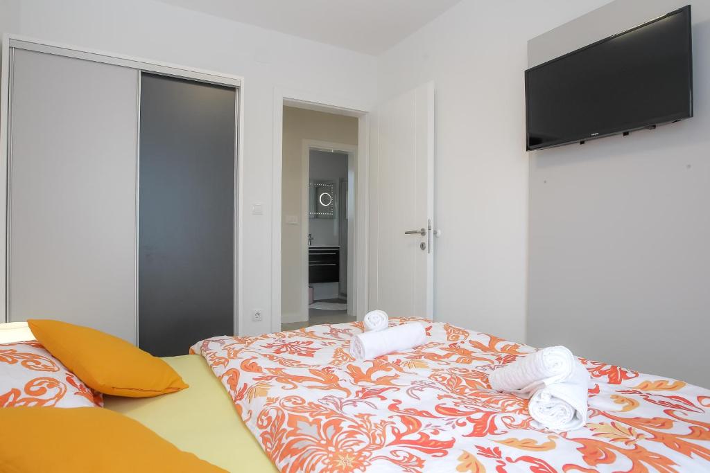 Tomana 6 Penthouse Apartment in Novalja 4