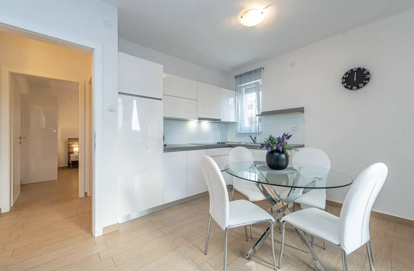 Villa Star 6er Apartment 2