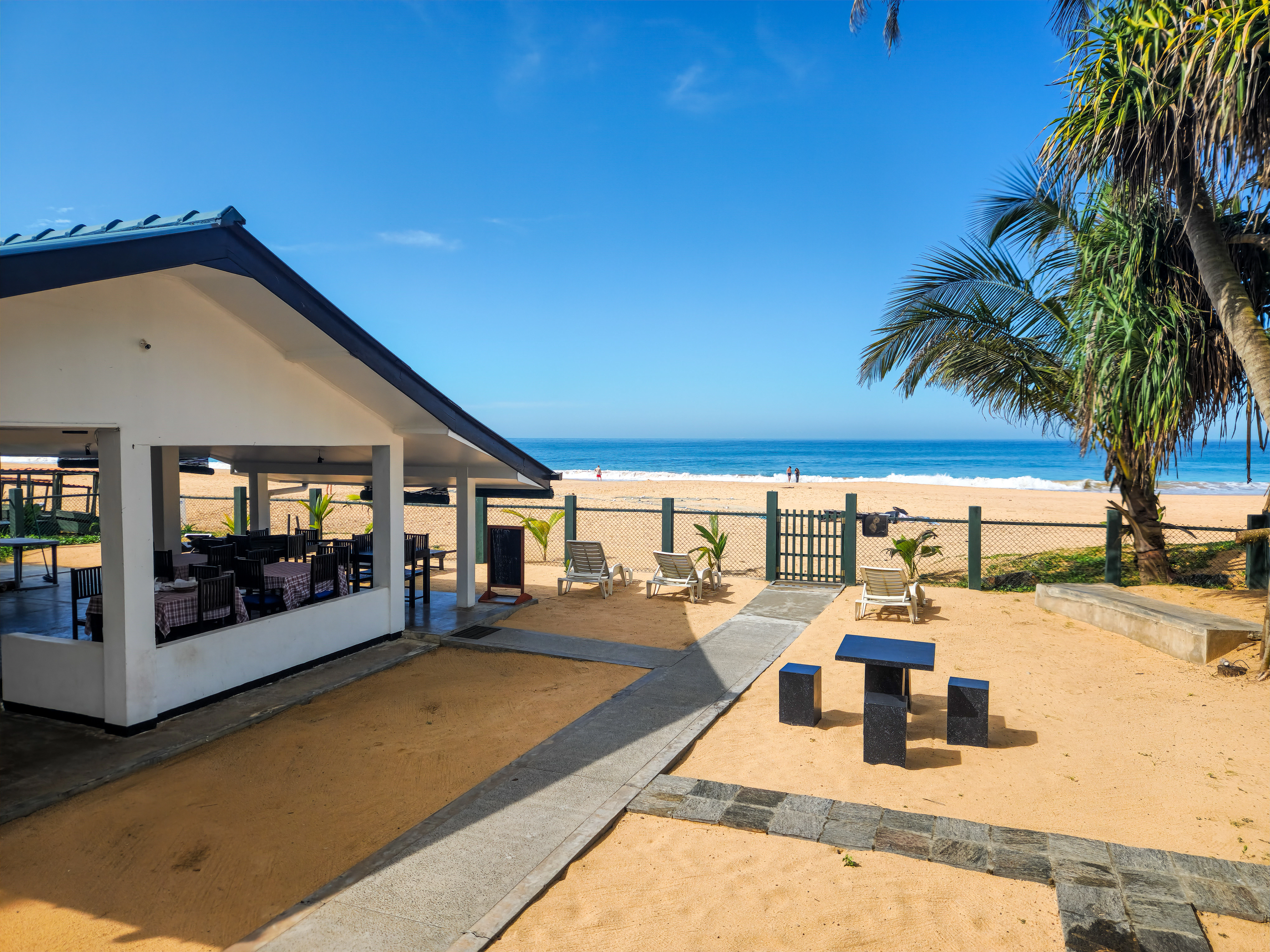 A beachside restaurant offers scenic ocean views.